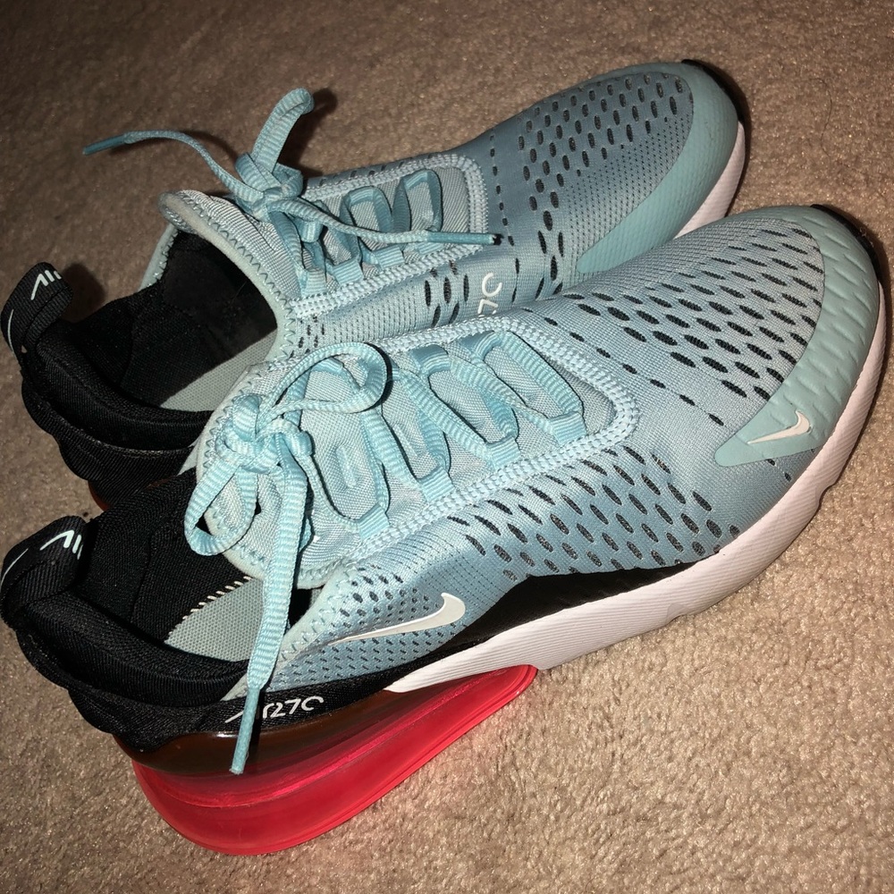 Airmax 270 women’s size 8.5 only worn 5 times